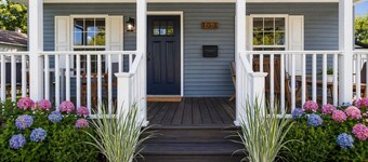 The Beech House - Steps To Downtown Three Oaks