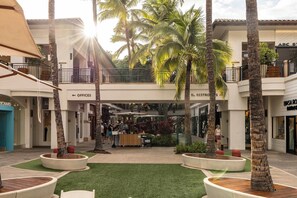 Exterior - Studio w/ 2 Beds in Maui Banyan Kihei (Kihei)