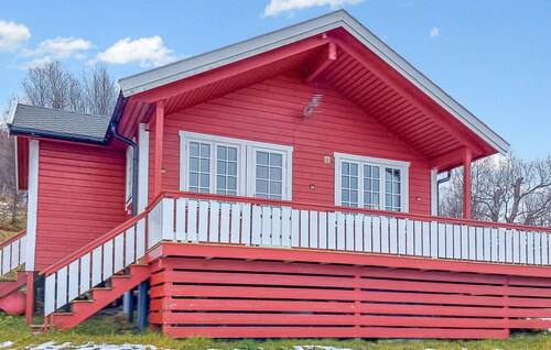 Gemütliches Haus in Botenhamn mit Bergblick