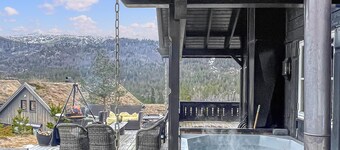 Amazing home in Rysstad with WiFi