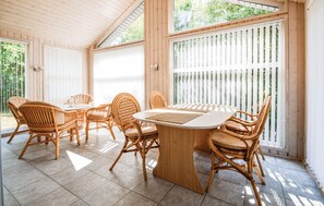 Dining - Pet friendly home in Tarm with WiFi (Tarm)