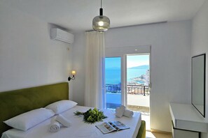 2 bedrooms, iron/ironing board, free WiFi, bed sheets - Ionian Blue Escape 304, Sarandë, Albania (Sarandë)