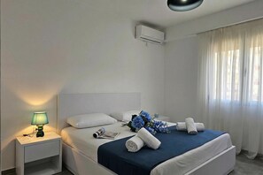 1 bedroom, free WiFi, bed sheets - Holiday Apartment In Saranda - 003, Sarandë, Albania (Sarandë)