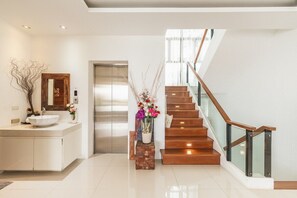 Interior - Seaview Rooftop Pool Villa Near Beach V210 (Rawai)