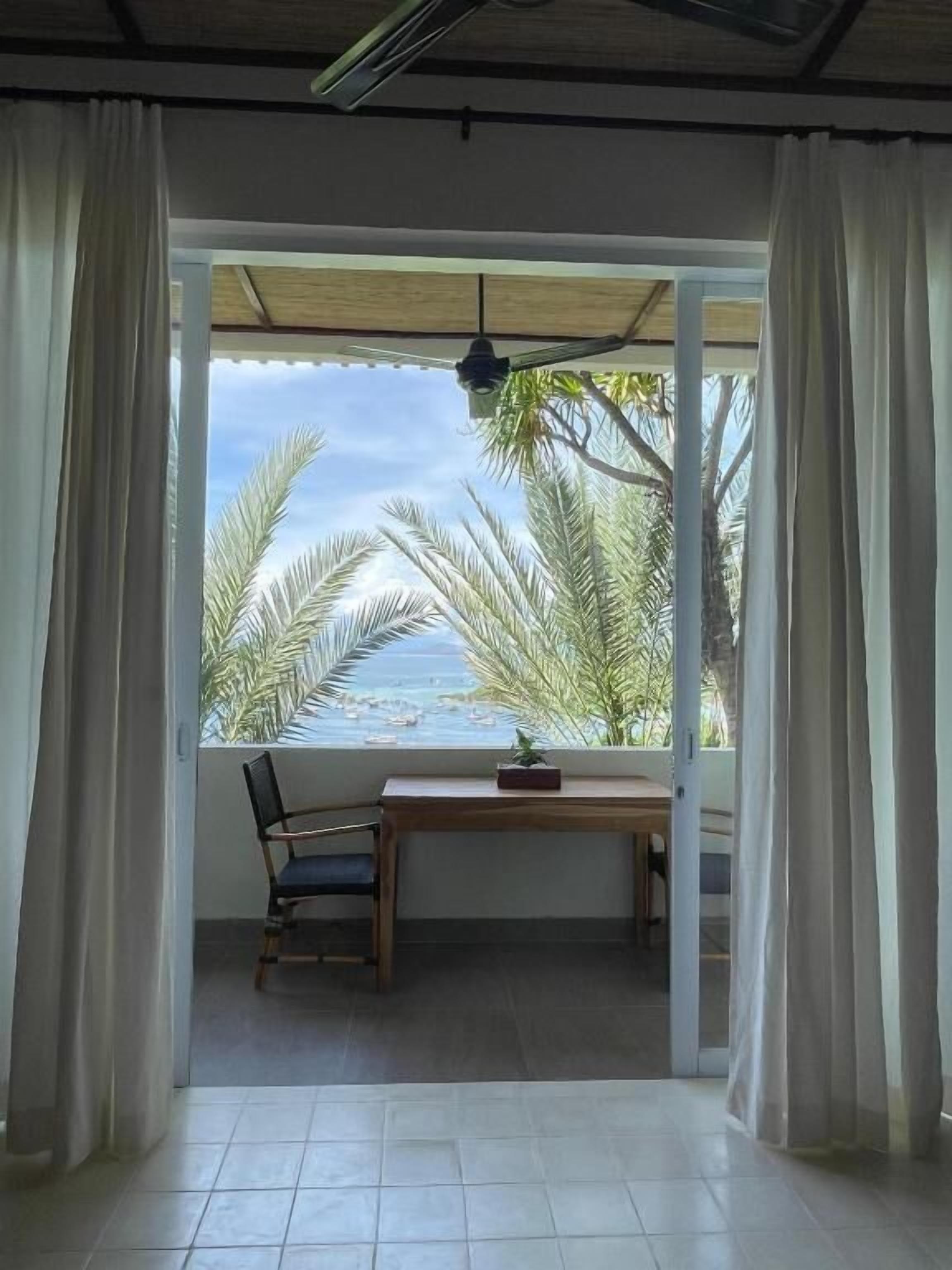 Double or Twin Room, Sea View | Interior