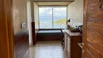 Double or Twin Room, Sea View | Interior
