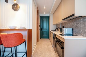 Private kitchen - Stylish Apartment in Casablanca Hyper Centre with Rooftop & Gym (Casablanca)