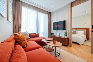 Living area - Stylish Apartment in Casablanca Hyper Centre with Rooftop & Gym (Casablanca)