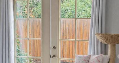 Charming 3 bedroom Yorktown Garden home close to everything possible.