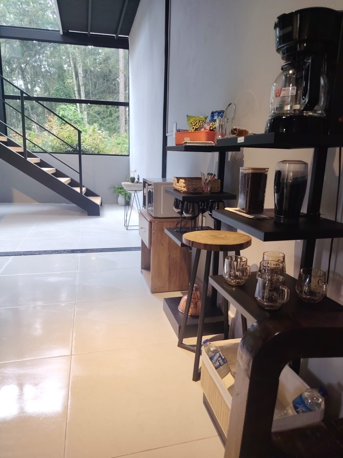 Luxury Apartment, Balcony, Mountain View | Private kitchen