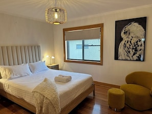 3 chambres, fer et planche Ă repasser, Wi-Fi, literie fournie