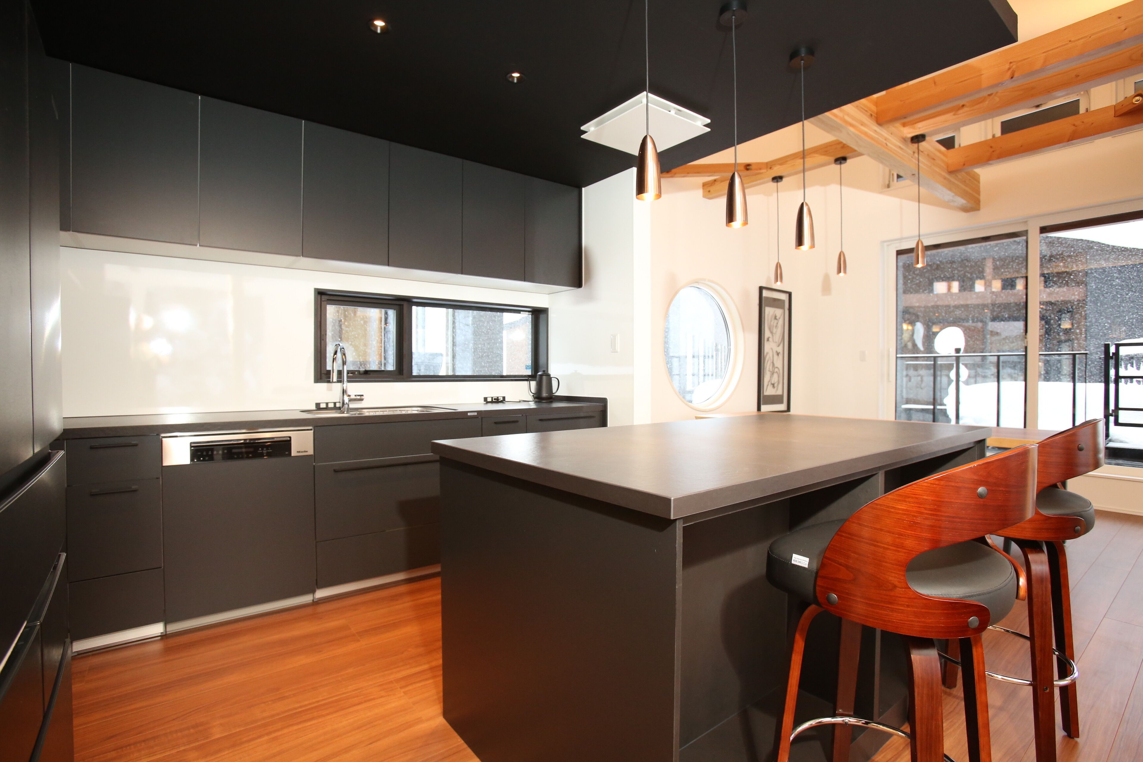 Luxury Villa, River View | Dapur peribadi