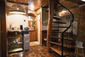 Interior - Blueridge Mountain Cabin (Baguio)