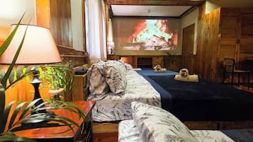 Family Room, Non Smoking, Private Bathroom