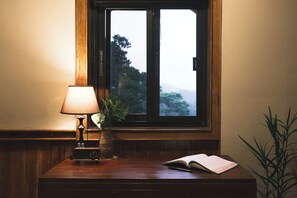 Interior - Blueridge Mountain Cabin (Baguio)