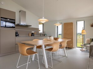 Dining - Nature house with views over fields (Wissenkerke)