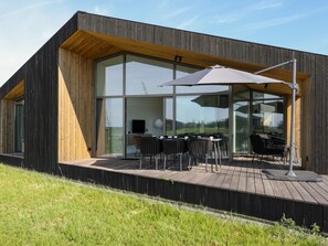 Outdoor dining - Nature house with 2 bathrooms (Wissenkerke)