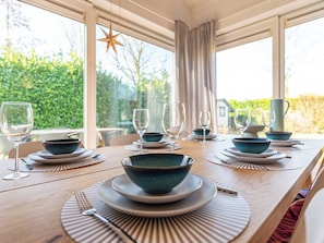 Dining - Holiday home on Lake Veere (Kamperland)