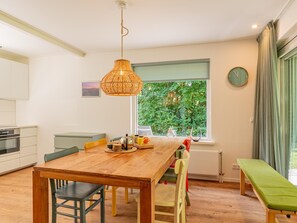 Dining - Nice home close to the beach (100 meters) (Kamperland)