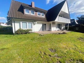 Exterior - Family-friendly with garden & private parking lot Suitable for fitters & groups (Oldenburg (Oldb))