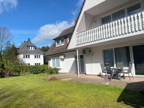 Familienfreundlich mit Garten & Privaten Parkplatz
Monteure & Gruppen geeignet