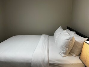 WiFi, bed sheets