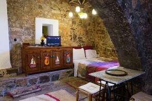 Fireplace - Apartment in Elounda Near Spinalonga Beach (Agios Nikolaos)