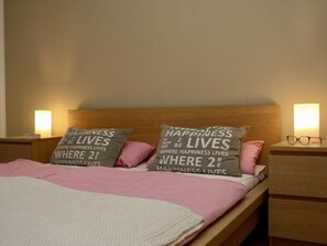 10 bedrooms, individually furnished, iron/ironing board - Ferienhaus Kleine Freiheit auf Fehmarn (Fehmarn)