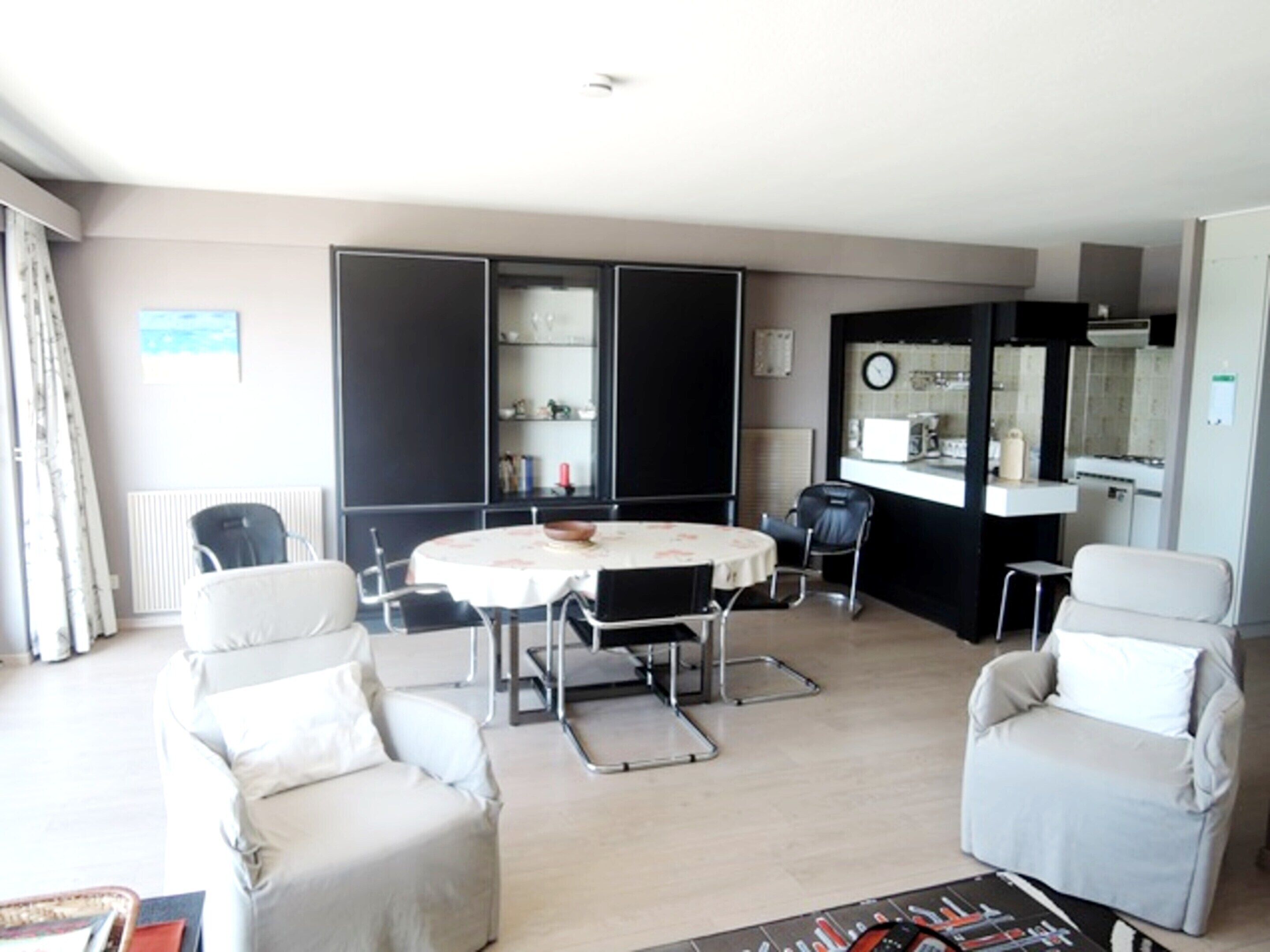 Comfort Apartment, 2 Bedrooms | Living room