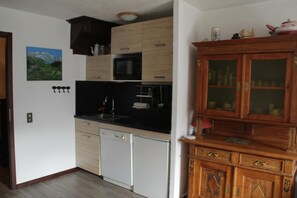 Private kitchen - Apartment With Parking for 6 People (Chatel)