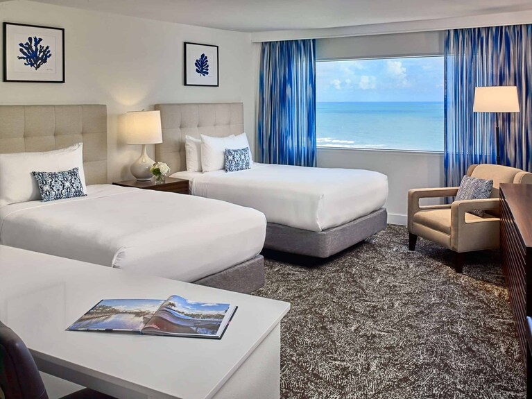 Scenic Oceanfront Room Near Galleria Mall Shopping | Heated Pool & Fitness - Fort Lauderdale