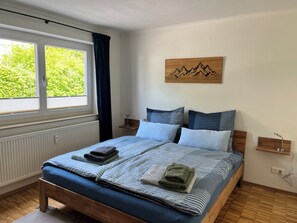 1 habitación y ropa de cama 