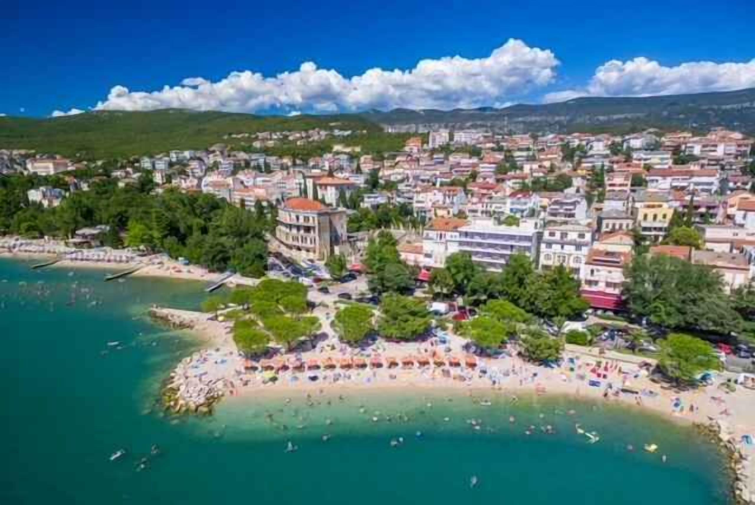 Strand