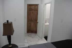 1 bedroom, iron/ironing board, WiFi, bed sheets - Wonderful studio with AC in charming Miramar (Miramar)