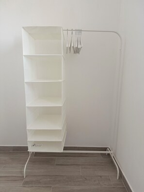 Interior - Beautiful 3-bedroom house with private pool (Aramon)