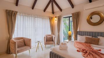 Villa Deluxe, balcón, vista a la alberca