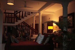 Interior - ELIVAAS Palliath House-1-Room  (Cherthala)