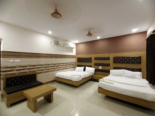 Superior Room, City View - Chhabra Hotel Kanpur (Kanpur)