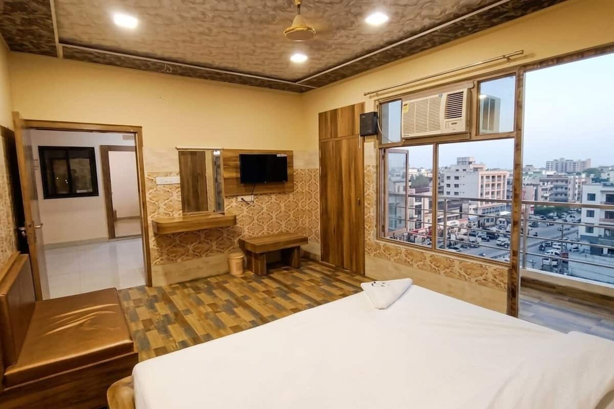 Deluxe Room, City View | Free WiFi