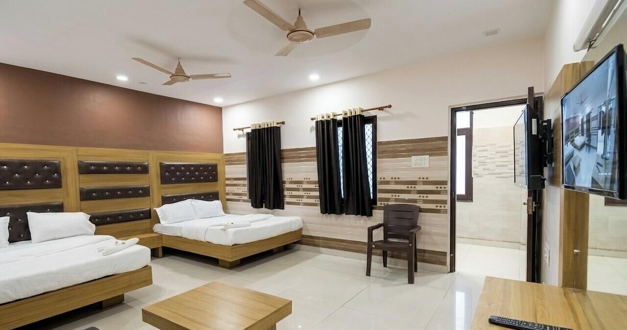 Superior Room, City View