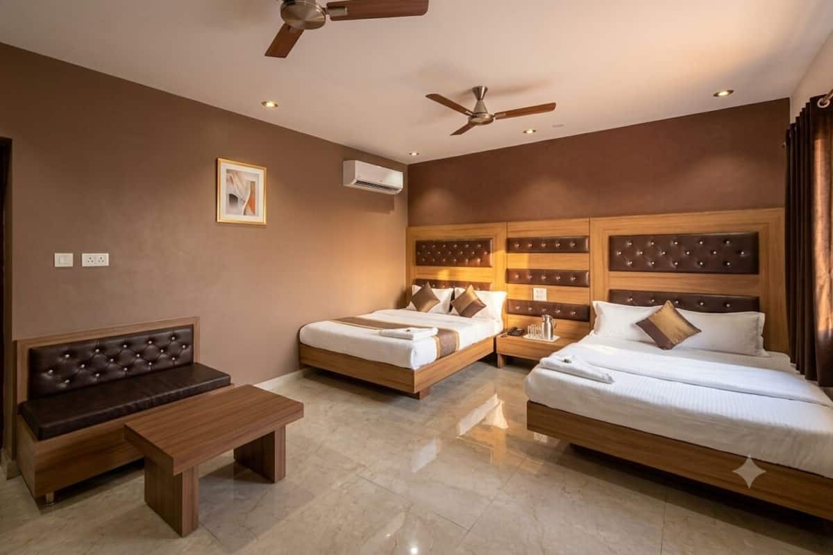 Superior Room, City View