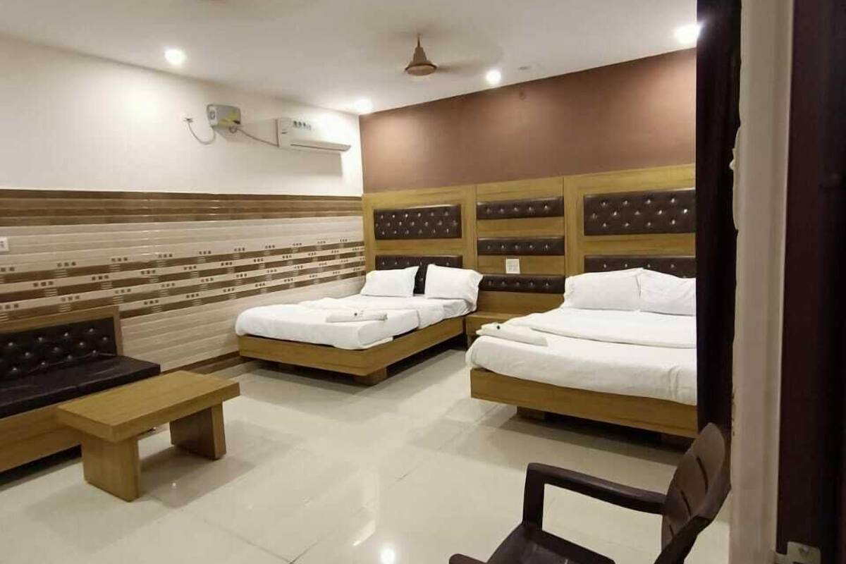 Superior Room, City View