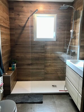 Bathroom - Charming timber-frame house with large garden and swimming pool (Lacanau)