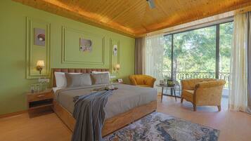 Deluxe Room | Free WiFi