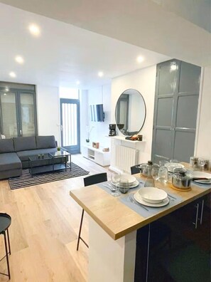 Interior - Augustine's Keys — 42 m² apartment in Arras center (Arras)