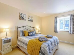 Free WiFi - 1 bedroom accommodation in Llanfair Caereinion (Llanfair Caereinion)