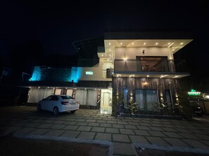 บริเวณภายนอก