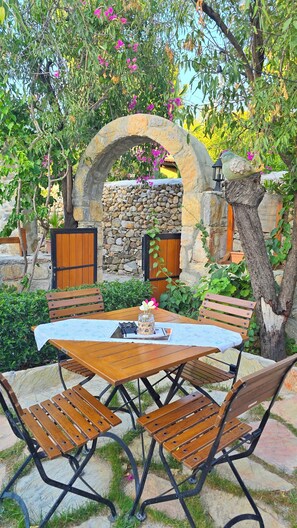 Outdoor dining - Feli Eski Datca Adult Only +9 (Datca)