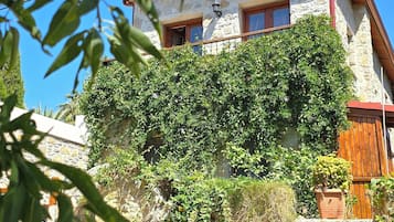 Deluxe-Zimmer, 1 Queen-Bett | Aussenbereich