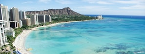 Beach - Family and Friends Retreat! City View, Outdoor Pool, Kitchenette! (Honolulu)
